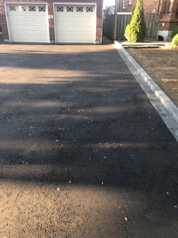 Asphalt Driveway in PIckering