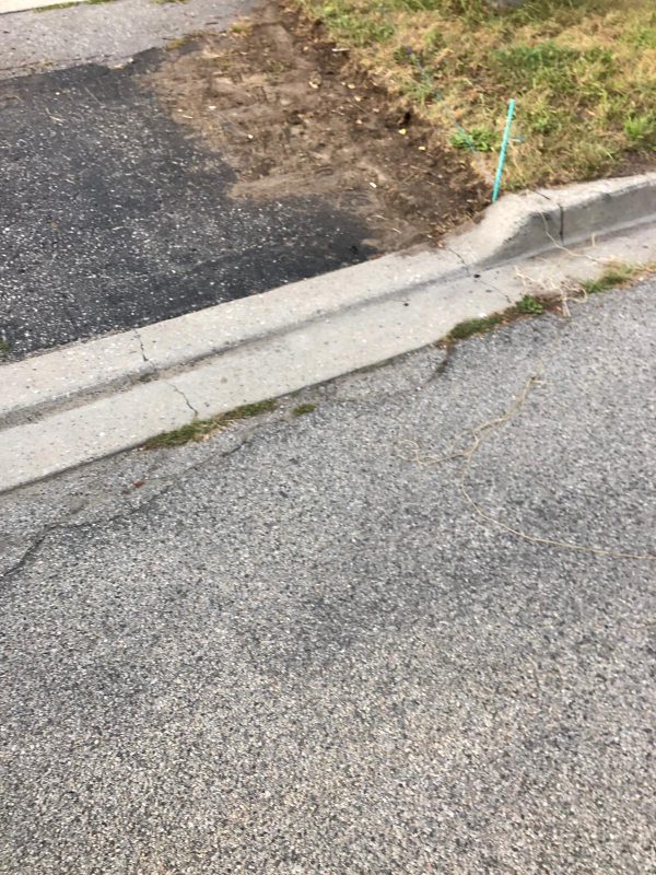 New Asphalt Driveway in Richmond Hill, Toronto